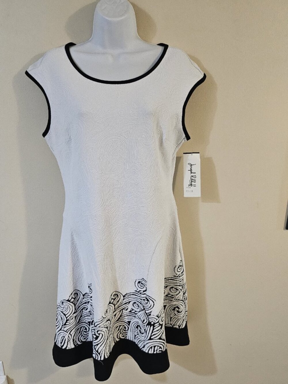 Joseph Ribkoff Women's White Mini Dress - Size 12